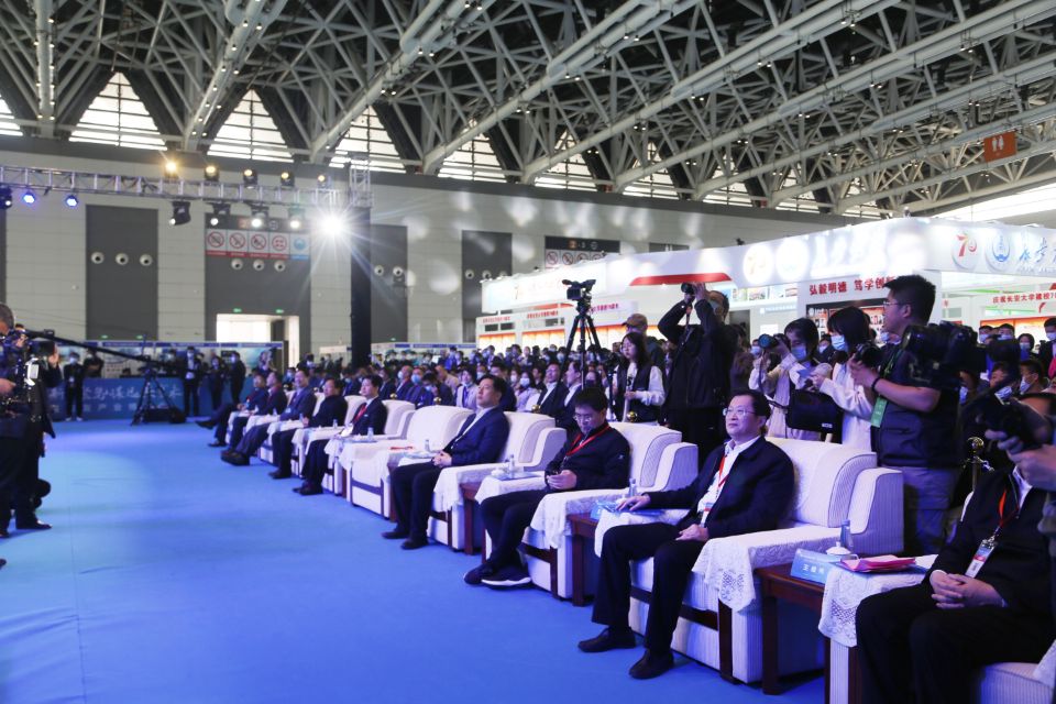 1618975856500016663.png FDC77F5D20F4FF4D7F2031C777B0773F.png